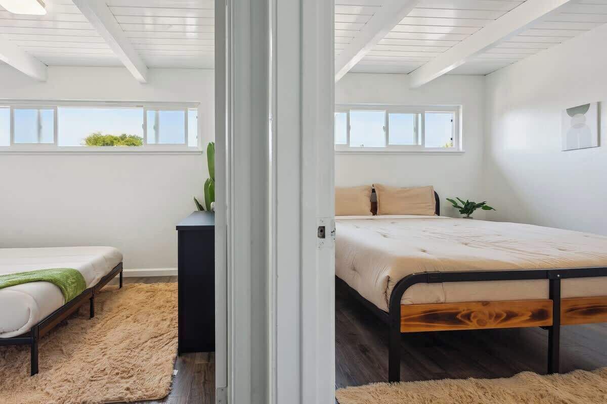 2 habitaciones, escritorio, tabla de planchar con plancha y wifi 