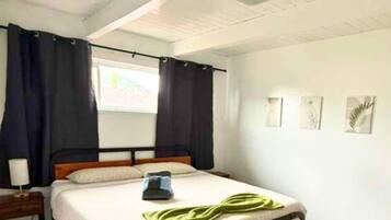 2 sovrum, skrivbord, strykjärn/strykbräda och wi-fi