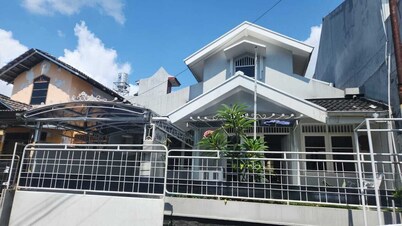 Family-Friendly - 5 minutes from Bogor Jagorawi Tol Gate -3 Bedroom - 2 Bathroom