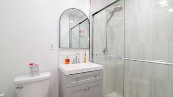 Shower, free toiletries, hair dryer, towels