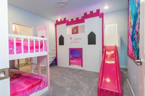 11 bedrooms, iron/ironing board, WiFi, bed sheets