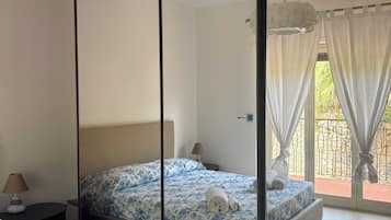 1 Schlafzimmer, Bügeleisen/Bügelbrett, Reisekinderbett, kostenloses WLAN