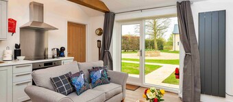 Northumberland Cottage With Private Garden, No Deposit