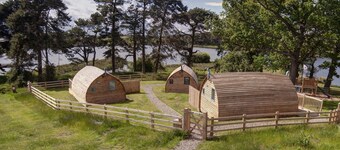 Pet-friendly Lakeside Cabin