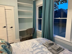 6 chambres, bureau, Wi-Fi gratuit, draps fournis