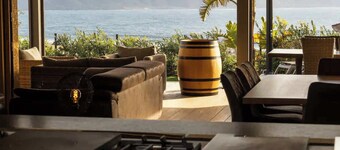 Villa Riposu Jacuzzi Pool Beach Access on Foot