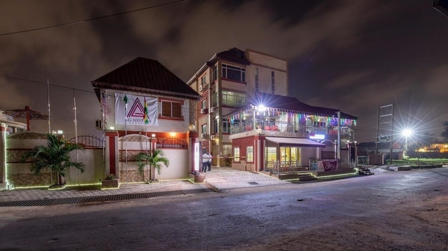 Amazing Grace Hotel & Suites