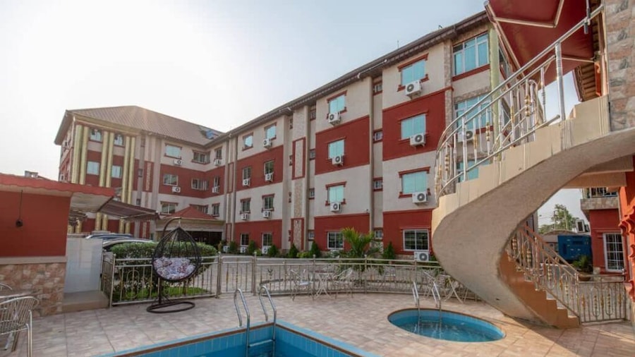 Amazing Grace Hotel & Suites