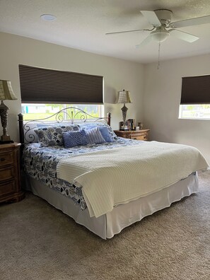 4 Schlafzimmer, Bügeleisen/Bügelbrett, WLAN, Bettwäsche