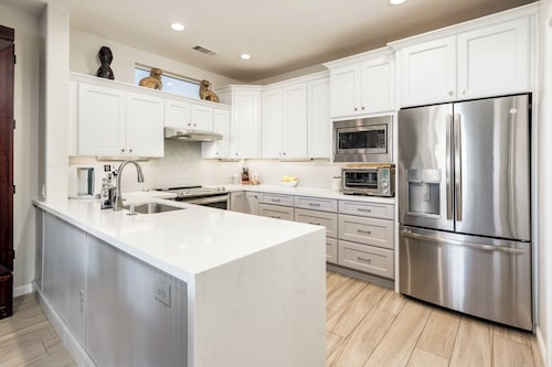 Charming 2-bedroom house in fabulous Surprise in the desirable GRAND