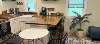 322 Learn Rd