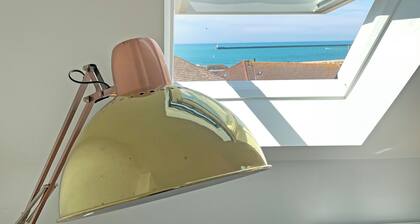 2 bedroom accommodation in Seaford