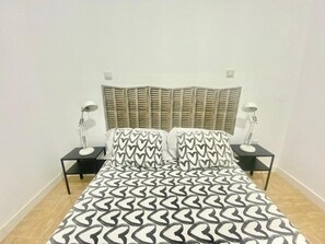 1 soverom, strykejern/-brett, wi-fi og sengetøy