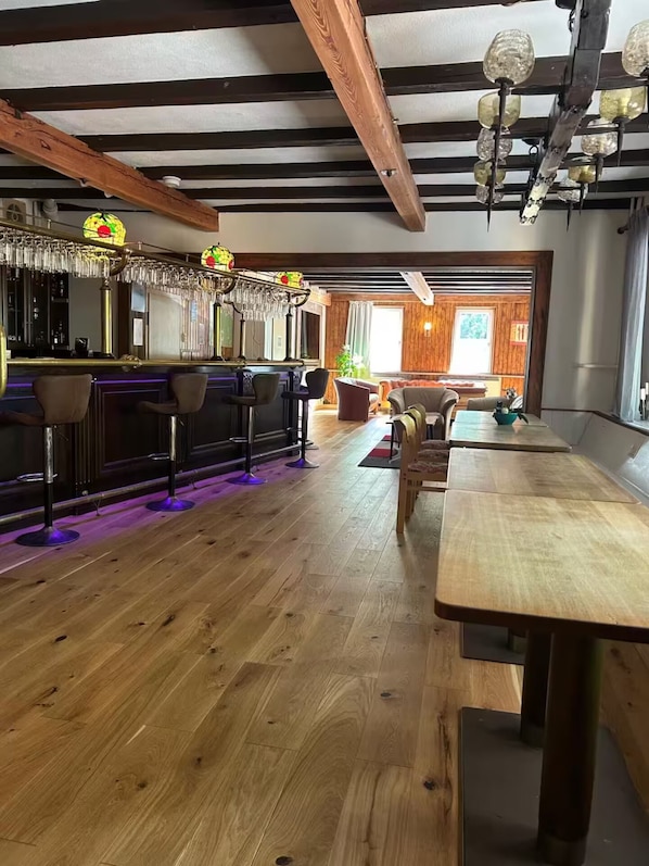 Bar (on property) - Bulk-Haus (Seesen)