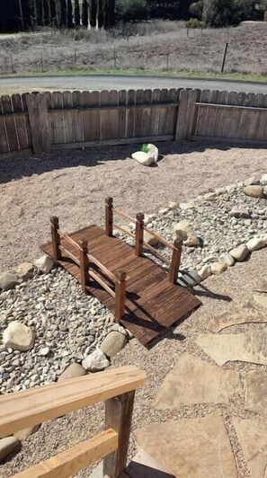 Property grounds - Lazy Dayz Retreat (Los Alamos)