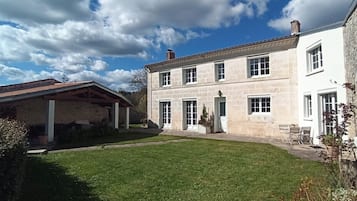 Extérieur