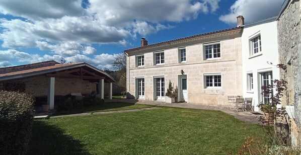 Extérieur