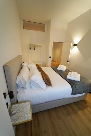 2 chambres, fer et planche à repasser, Wi-Fi gratuit, draps fournis