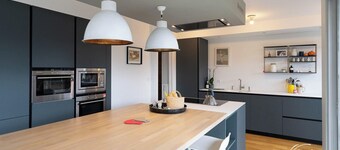 Rent splendid house with pool in the heart of the Alps, sleeps 12