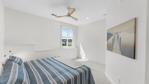 6 bedrooms, desk, travel crib, free WiFi