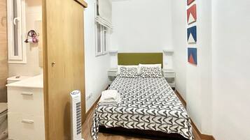 1 bedroom, WiFi, bed sheets