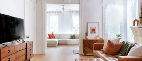 Älytelevisio, kirjoja