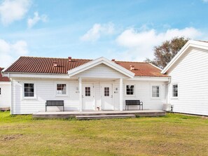 House | Exterior - 4 Star Holiday Home in Laeso (Læsø)