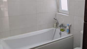 Habitación, 1 habitación, para fumadores, balcón | Baño