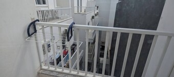 Room-private Cosy Room in a Modern Subur