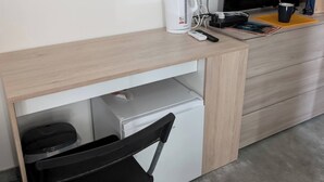 Room, 1 Bedroom, Smoking, Balcony | Room amenity - Room-private Cosy Room in a Modern Subur (Luqa)