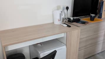 Zimmer, 1 Schlafzimmer, Raucher, Balkon | Zimmerausstattung