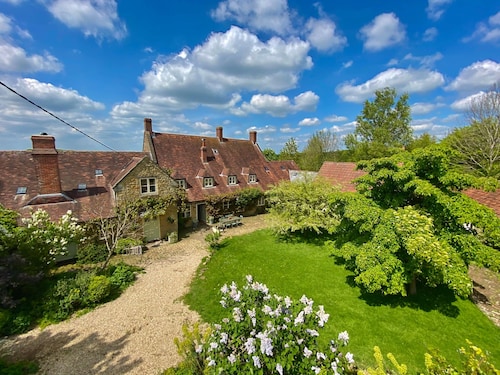 Holiday Home in Bruton With Private Lakes