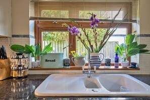 Cottage | Private kitchen | Stovetop