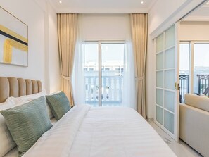 Iron/ironing board, free WiFi