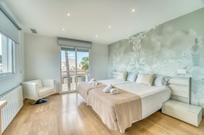 2 chambres, fer et planche à repasser, Wi-Fi gratuit, draps fournis