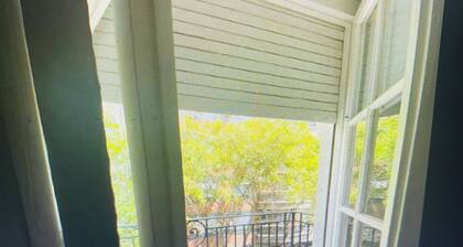 Kulturell white luminous