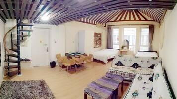 Family Loft | 1 bedroom, blackout curtains, free WiFi, bed sheets