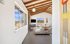 TV connectée, cheminée