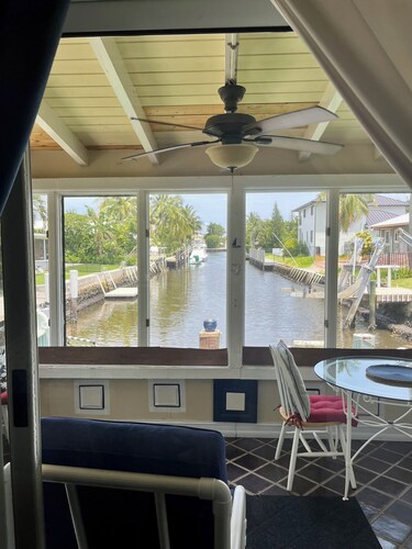 Dockside Nautical Cottage, Intracoastal North Delray