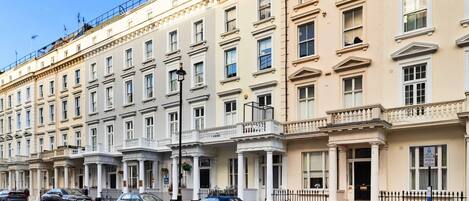 Apartment | Exterior