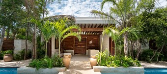 NHOA 312B Lux 1BR Condo Top Jungle View Aldea Zama