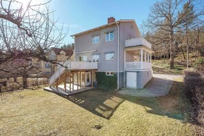 Dortoir Partagé, 1 chambre, balcon, vue jardin | Façade de l’hébergement