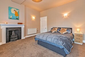 Hus | 8 soverom og strykejern/-brett