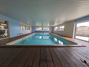 Innenpool, beheizter Pool