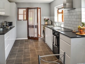 Dishwasher - 2 bedroom accommodation in Smallburgh (Smallburgh)