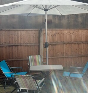 House, 2 Bedrooms, City View | Terrace/patio