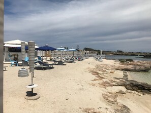 Beach - Delightful apartment in the center but 15 minutes from the sea (Favignana)