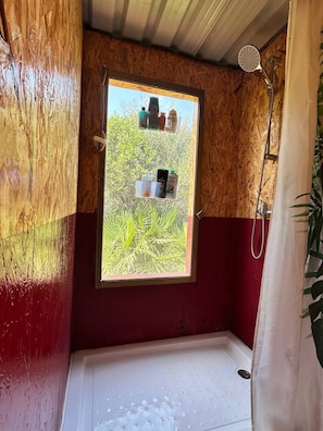 Trailer, 1 quarto, para fumantes, terraço | Banheiro