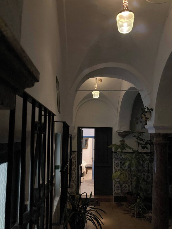 Unclassified image, 1 of 24, button - Charming 1900 Andalusian Apartment in Arcos de la Frontera (Arcos de la Frontera)