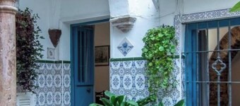 Charming 1900 Andalusian Apartment in Arcos de la Frontera